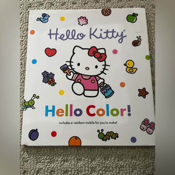 Rare: new Hello Kitty Book of Colours- with make your own mobile - Picture 1 of 4